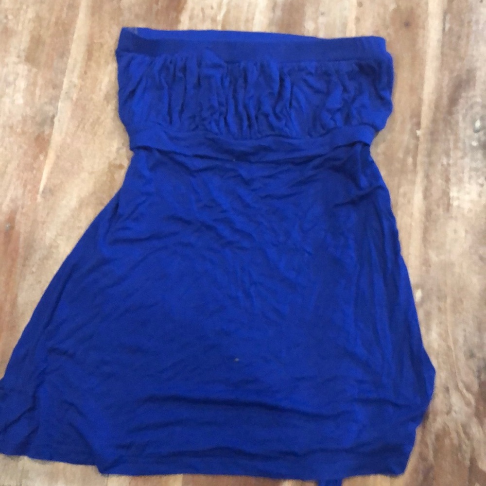 strapless top